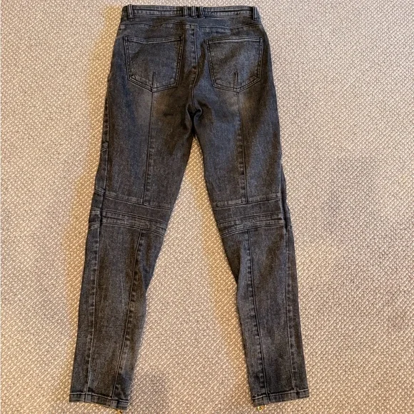 🤩 BALMAIN washed Black/gray Denim Jeans sz 38/US 6with Gold Accent logo buttons